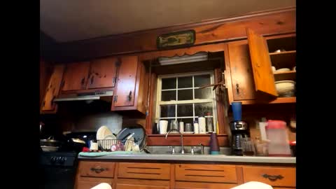 Snapshot of spotlight19955 chatting on January 2025 09:00:01 AM TN stuf online show from January 2025 09:00:01 AM