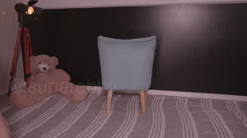 Snapshot of spr_abby chatting on October 2025 03:32:02 PM Abby online show from October 2025 03:32:02 PM