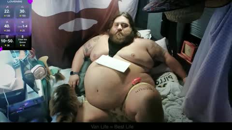 Snapshot of squeaks724 chatting on December 2024 05:59:02 AM Your Pal Squeaks online show from December 2024 05:59:02 AM