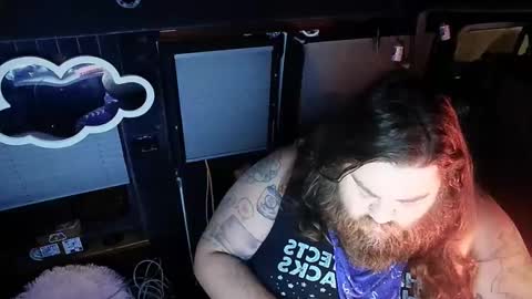 Snapshot of squeaks724 chatting on January 2025 05:24:01 AM Your Pal Squeaks online show from January 2025 05:24:01 AM