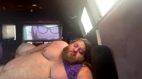 Snapshot of squeaks724 chatting on February 2025 01:48:02 PM Your Pal Squeaks online show from February 2025 01:48:02 PM