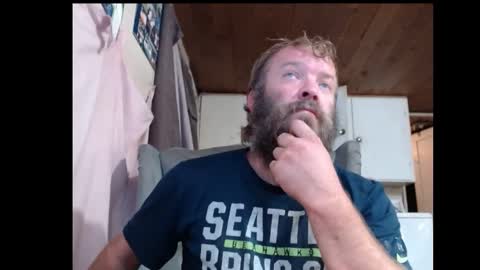 Snapshot of squegly chatting on September 2025 11:00:02 AM Bryan online show from September 2025 11:00:02 AM