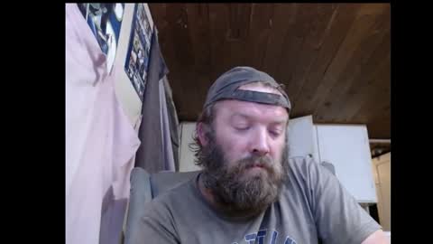 Snapshot of squegly chatting on September 2025 10:40:01 AM Bryan online show from September 2025 10:40:01 AM