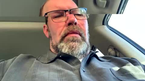 squirreldiamond online show from April 2026 01:05:01 PM