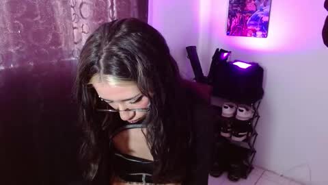 Snapshot of squirt_charlotte chatting on October 2025 04:24:02 PM HELLO WELCOME MY NAME IS CHARLOTTE OY A NEW GIRL online show from October 2025 04:24:02 PM