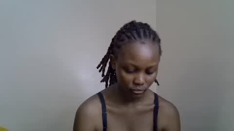 Snapshot of squirt_godes chatting on December 2025 07:01:02 PM Tashy online show from December 2025 07:01:02 PM