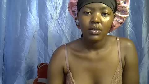 squirt_quueen online show from February 2026 06:53:01 PM