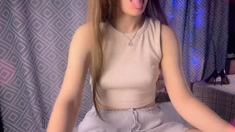   Im starting to stream at 300 GMT  Fansly  online show from June 2026 07:03:01 AM
