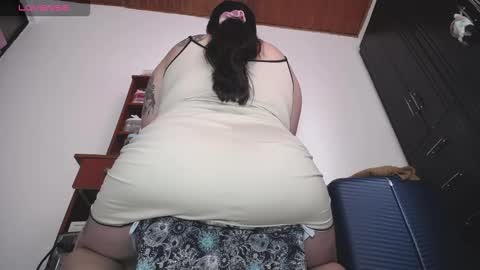 Snapshot of squirtmachinex chatting on December 2025 07:09:01 PM Wanda online show from December 2025 07:09:01 PM