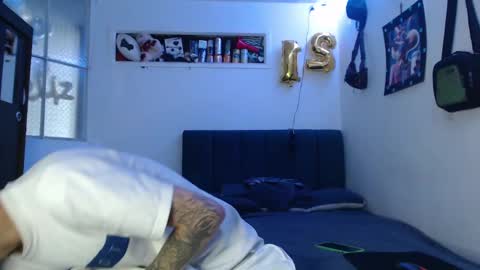 Snapshot of sr_porn01 chatting on December 2024 04:04:01 PM sr_porn01 online show from December 2024 04:04:01 PM