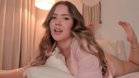 Sophie 3 online show from January 2025 03:44:02 AM