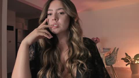 Sophie 3 online show from February 2025 11:59:02 PM