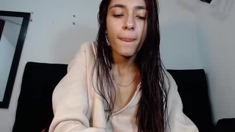 .          . online show from December 2025 12:10:01 PM