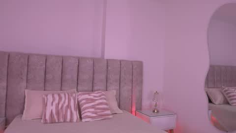 samantha online show from November 2025 07:23:02 PM