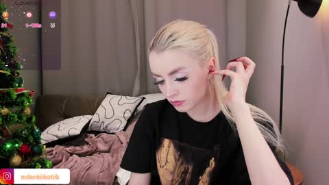 Alexandra online show from December 2024 08:47:01 PM