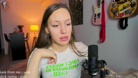 Snapshot of sshawty chatting on December 2024 12:18:02 PM Anni if Im offline for a long time Im depressed feel free to support me offline online show from December 2024 12:18:02 PM