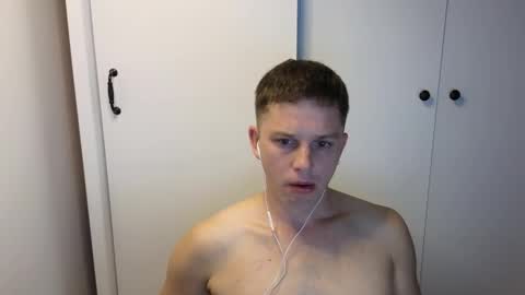 Snapshot of st1vemaster01 chatting on September 2025 03:50:01 PM st1vemaster01 online show from September 2025 03:50:01 PM