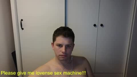 Snapshot of st1vemaster01 chatting on April 2026 02:38:01 PM st1vemaster01 online show from April 2026 02:38:01 PM