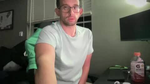 Snapshot of st22fe69 chatting on December 2024 02:41:01 AM Jose online show from December 2024 02:41:01 AM