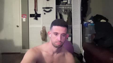 Snapshot of st22fe69 chatting on February 2025 01:57:01 AM Jose online show from February 2025 01:57:01 AM