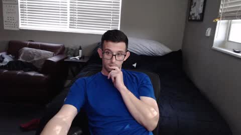 Jose online show from April 2026 10:02:02 PM