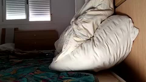 St Amor online show from September 2025 07:08:01 AM