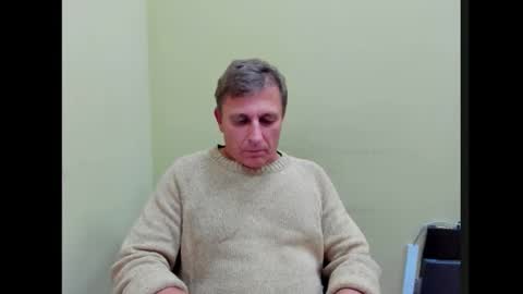 Snapshot of stacattoff chatting on September 2025 04:18:02 PM stacattoff online show from September 2025 04:18:02 PM