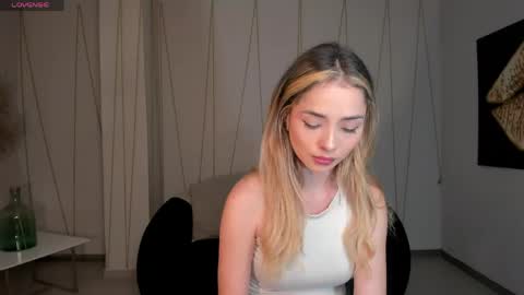 Snapshot of staceywood_ chatting on May 2026 11:49:01 AM Stacy Woods online show from May 2026 11:49:01 AM