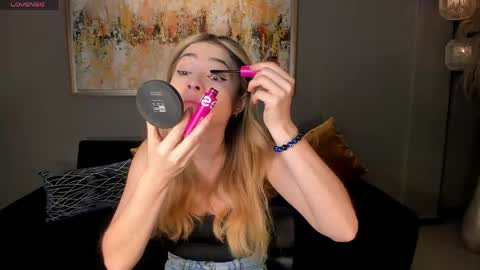 Snapshot of staceywood_ chatting on June 2026 11:46:02 AM Stacy Woods online show from June 2026 11:46:02 AM