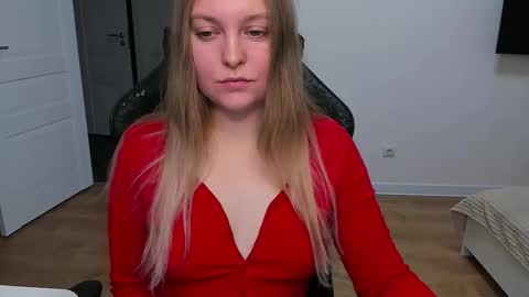 Snapshot of stacy_miraclee chatting on December 2025 10:35:01 AM Stacy online show from December 2025 10:35:01 AM