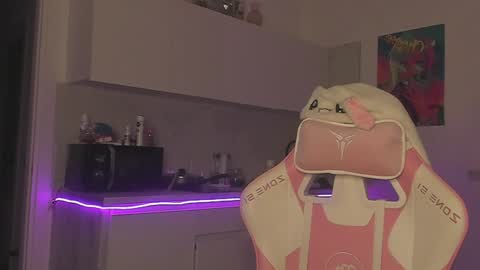 Snapshot of stacy_quinst chatting on December 2024 12:57:02 AM Stacy online show from December 2024 12:57:02 AM