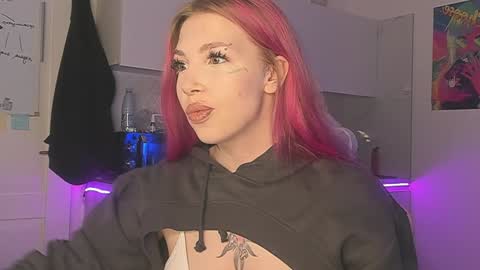 Snapshot of stacy_quinst chatting on January 2025 09:13:01 PM Stacy online show from January 2025 09:13:01 PM