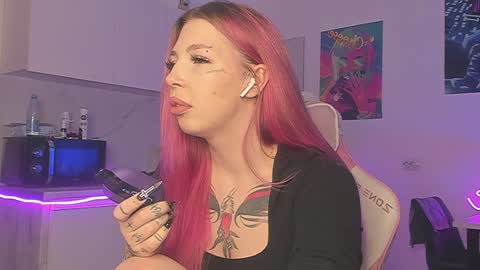 Snapshot of stacy_quinst chatting on January 2025 06:41:02 PM Stacy online show from January 2025 06:41:02 PM