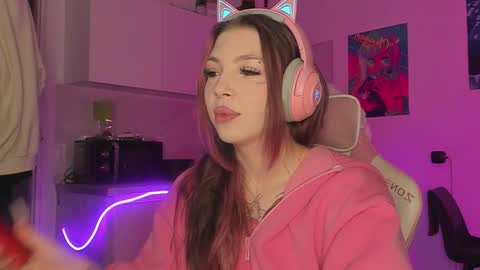 Snapshot of stacy_quinst chatting on November 2025 02:17:02 PM Stacy online show from November 2025 02:17:02 PM