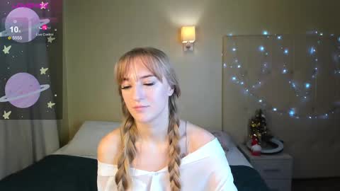 Snapshot of stacy_riiver chatting on December 2024 11:29:01 AM Stacy Mon Tue Wed Thu Fri Sun GMT GMT 3 1000am - 0400pm online show from December 2024 11:29:01 AM