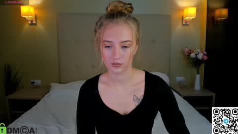 Stacy Mon Tue Wed Thu Fri Sun GMT GMT 3 1000am - 0400pm  online show from November 2025 09:31:01 AM