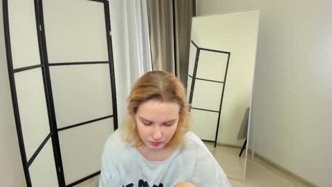 Stacy online show from November 2025 03:38:02 PM