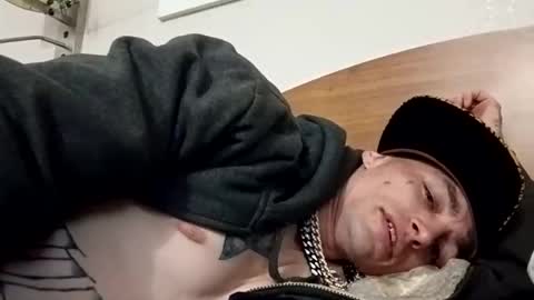 Straightupdownbad online show from March 2026 05:17:02 PM