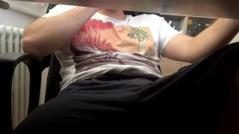 stang_ online show from September 2025 04:06:02 PM