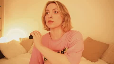 Snapshot of stanovaya300kg chatting on May 2026 01:52:01 PM Kristina online show from May 2026 01:52:01 PM