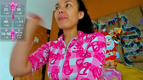 Estrella online show from December 2024 12:56:02 PM