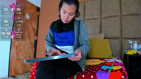 Estrella online show from January 2025 11:51:02 AM