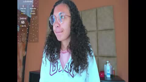 Estrella online show from March 2025 11:58:02 AM