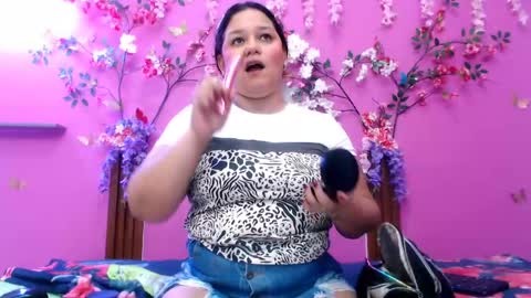 alejandra online show from April 2026 07:40:02 PM