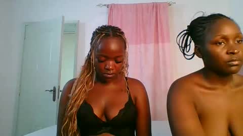 lia online show from May 2026 12:34:02 PM