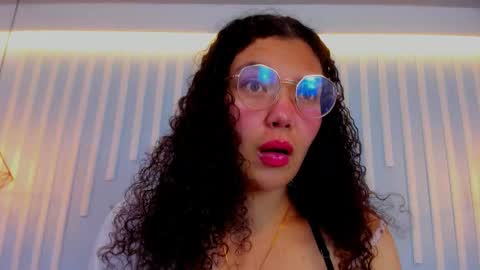 Stark Jones online show from October 2025 01:55:02 PM