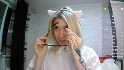 Katie online show from October 2025 02:17:02 PM