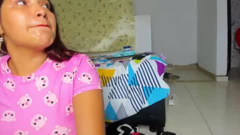 estrella online show from February 2025 10:54:01 PM