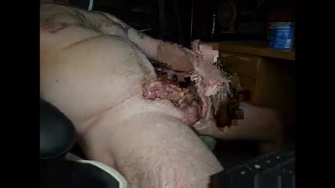 Snapshot of starwatcher14 chatting on December 2025 12:41:01 AM starwatcher14 online show from December 2025 12:41:01 AM