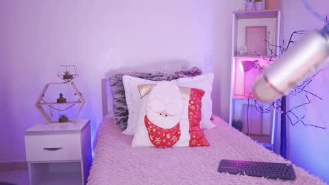 Snapshot of starwitch_ chatting on November 2025 07:11:02 AM Yoko online show from November 2025 07:11:02 AM